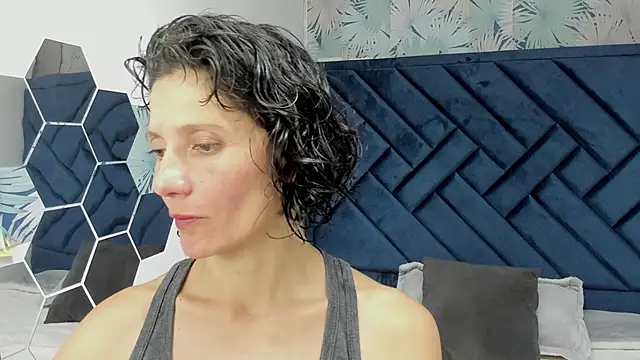 Valery More   online show from 24, 11, 2025