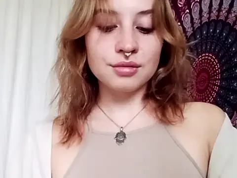 AdalynKiss online show from 15, 10, 2025