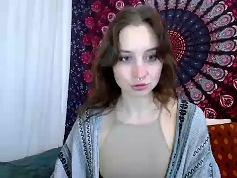 AdalynKiss online show from 6, 2, 2026