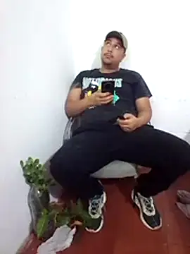 Snapshot of Tequilamaster chatting on 17, 11, 2025 Tequilamaster online show from 17, 11, 2025