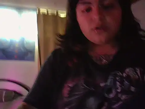 Snapshot of crucifxcked chatting on 12, 10, 2025 crucifxcked online show from 12, 10, 2025