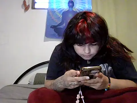 Snapshot of crucifxcked chatting on 16, 10, 2025 crucifxcked online show from 16, 10, 2025