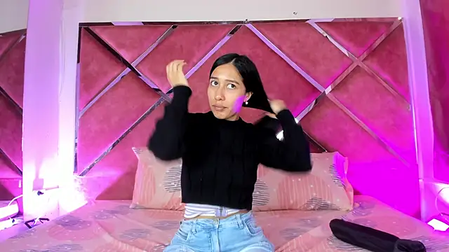 Snapshot of Amelia_Rivas chatting on 12, 10, 2025 Amelia Rivas online show from 12, 10, 2025