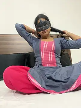 Snapshot of TeluguIshu_teen20 chatting on 2, 2, 2026 TeluguIshu teen20 online show from 2, 2, 2026