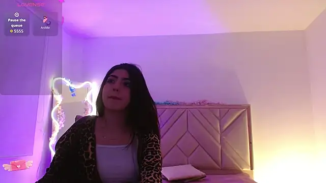 Ixchel tay online show from 27, 11, 2025