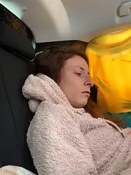 GoldenPussy1329 online show from 20, 11, 2025