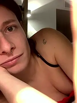 GoldenPussy1329 online show from 15, 1, 2026