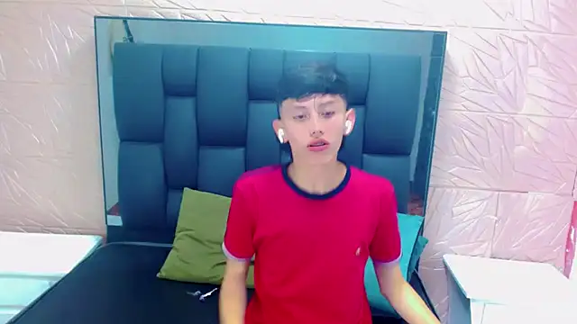 thaigo twink38 online show from 15, 12, 2025