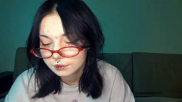 Snapshot of Beeping_Creature chatting on 8, 3, 2026 Beeping Creature online show from 8, 3, 2026