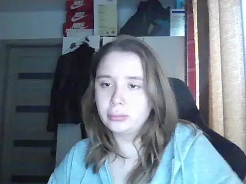 KatrinLips online show from 6, 10, 2025