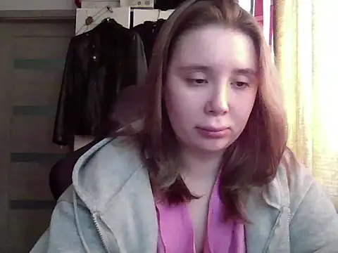 KatrinLips online show from 8, 10, 2025