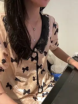 Snapshot of lee_ly chatting on 23, 2, 2026 lee ly online show from 23, 2, 2026