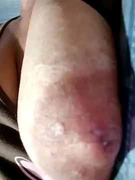 Hotmommax online show from 22, 11, 2025