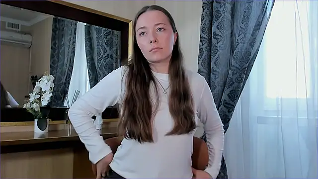 IvyBronsky online show from 4, 10, 2025