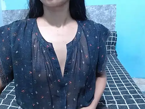 Snapshot of hey_mishtidoll chatting on 3, 11, 2025 hey mishtidoll online show from 3, 11, 2025