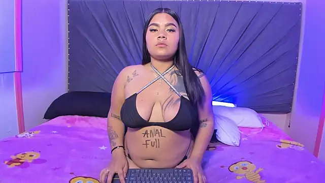 Saray Rousse online show from 3, 10, 2025