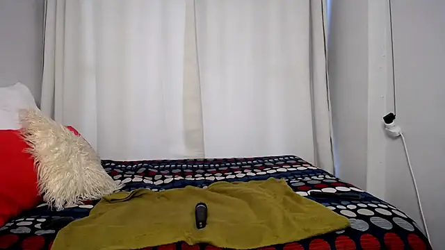 MonicaSmith12 online show from 28, 10, 2025