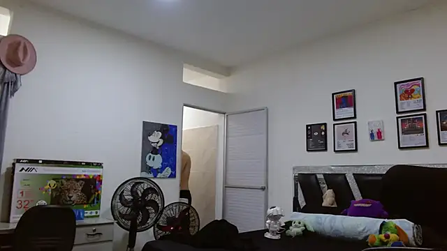 Sebasxxl12 online show from 10, 2, 2026