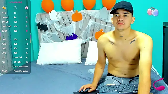 Laura King online show from 27, 10, 2025