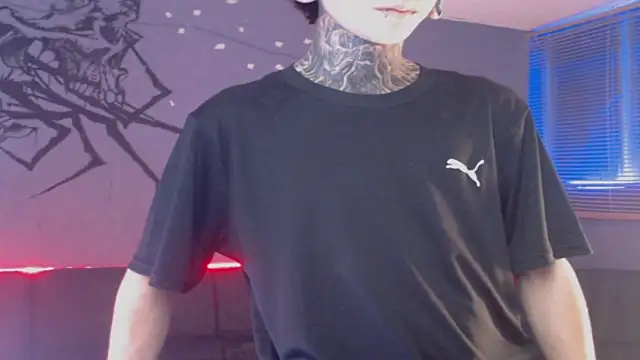 Snapshot of Kuregari_xs chatting on 12, 11, 2025 Kuregari xs online show from 12, 11, 2025