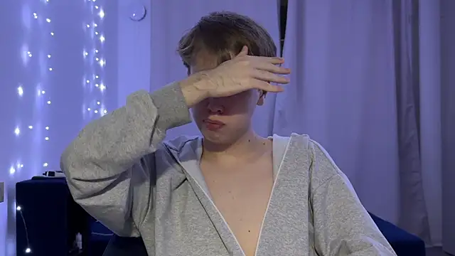  bee boy  online show from 12, 10, 2025