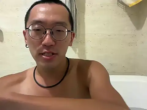 Snapshot of mrcaiziv chatting on 22, 10, 2025 mrcaiziv online show from 22, 10, 2025