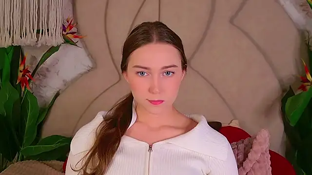 OliviaLay online show from 21, 11, 2025