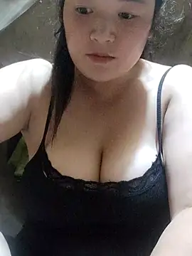 linhmiucute online show from 24, 10, 2025