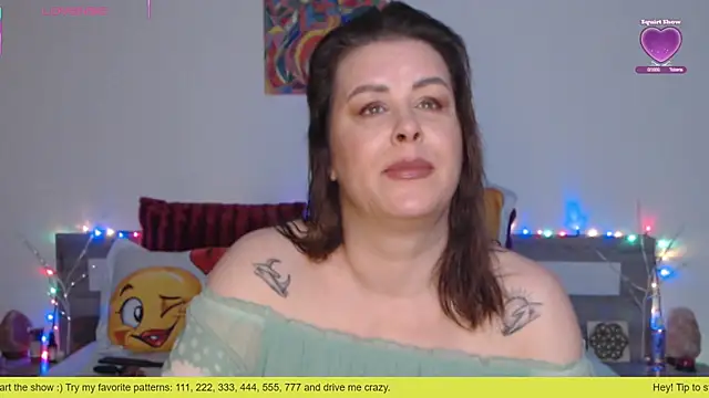 1Felicity1 online show from 29, 10, 2025