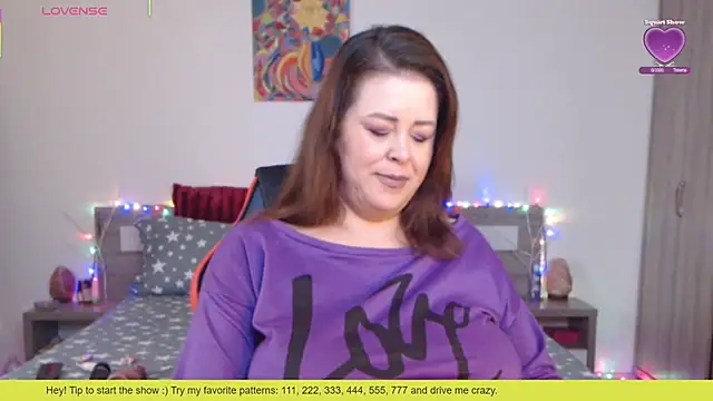 1Felicity1 online show from 9, 11, 2025