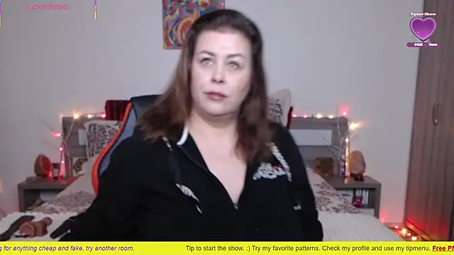 1Felicity1 online show from 20, 11, 2025