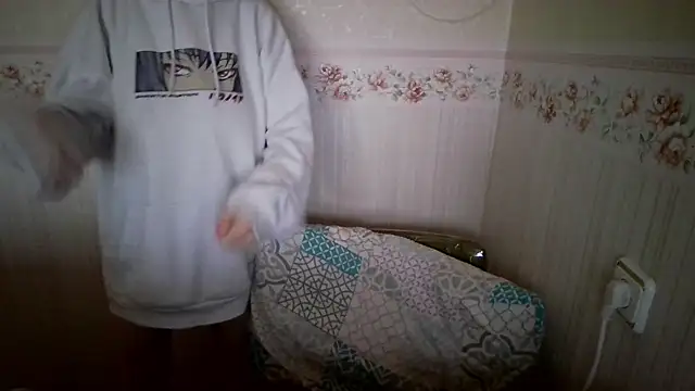 0nlyLola online show from 27, 10, 2025