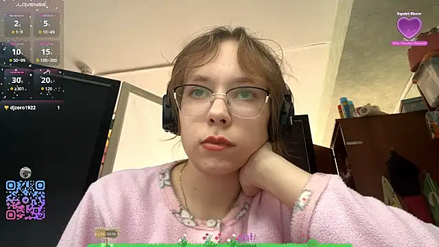 ArielleBiernacki online show from 4, 10, 2025