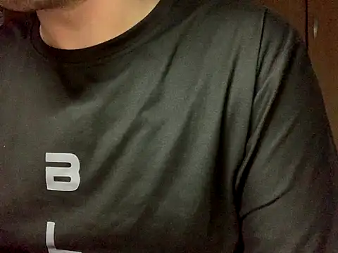 cazzo18cm3 online show from 30, 11, 2025