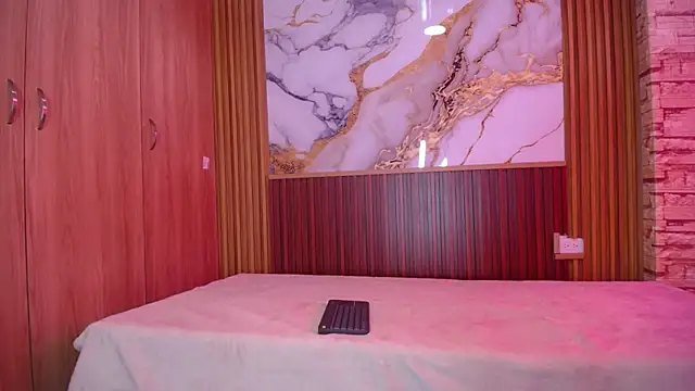 Snapshot of martinasmith303av chatting on 12, 11, 2025 martinasmith303av online show from 12, 11, 2025