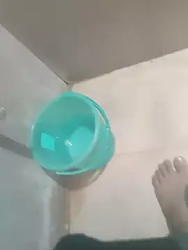 Snapshot of Hhhggghrrr3219 chatting on 18, 10, 2025 Hhhggghrrr3219 online show from 18, 10, 2025