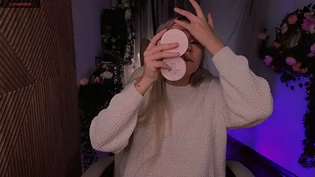 kitten murray  online show from 19, 11, 2025