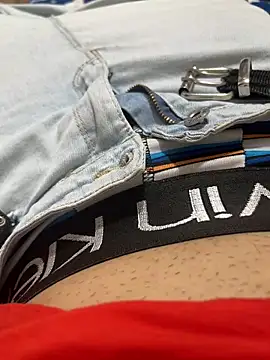 Snapshot of marleboy2805 chatting on 13, 11, 2025 marleboy2805 online show from 13, 11, 2025