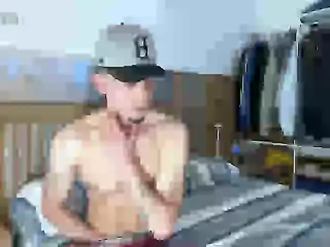 Snapshot of strongManLatino chatting on 10, 2, 2026 strongManLatino online show from 10, 2, 2026