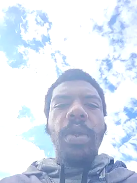 Snapshot of MrBigDickShow chatting on 23, 10, 2025 MrBigDickShow online show from 23, 10, 2025