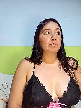 Snapshot of linda_swett chatting on 15, 11, 2025 linda swett online show from 15, 11, 2025