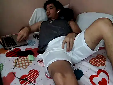 Snapshot of ThiagoDeseo chatting on 17, 10, 2025 ThiagoDeseo online show from 17, 10, 2025