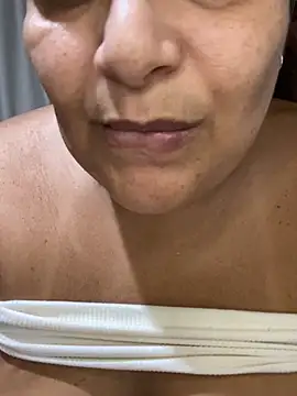 Snapshot of Livpoppe chatting on 15, 3, 2026 Livpoppe online show from 15, 3, 2026