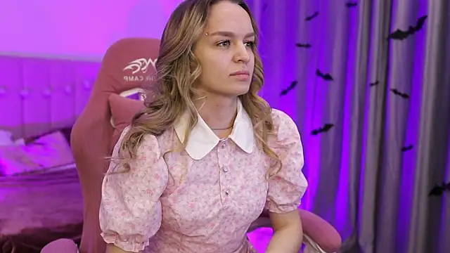 Snapshot of KathyRossi chatting on 22, 10, 2025 KathyRossi online show from 22, 10, 2025