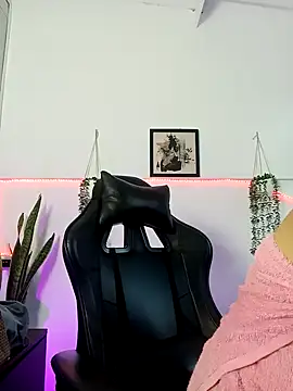 Alana-sweet online show from 3, 11, 2025