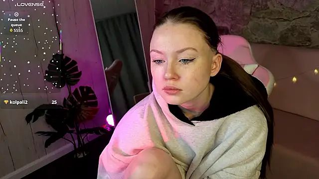 SirenaBlessing online show from 18, 1, 2026