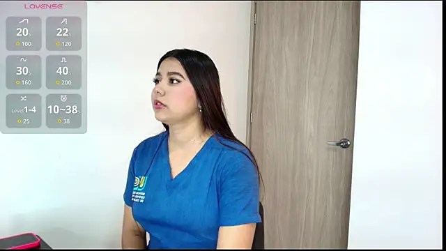 Snapshot of Samara_Smith04 chatting on 20, 10, 2025 Samara Smith04 online show from 20, 10, 2025