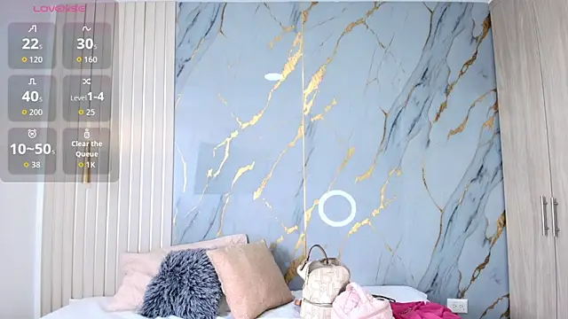 Snapshot of Samara_Smith04 chatting on 7, 11, 2025 Samara Smith04 online show from 7, 11, 2025