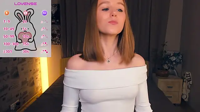 Snapshot of TienKnous chatting on 24, 10, 2025 TienKnous online show from 24, 10, 2025