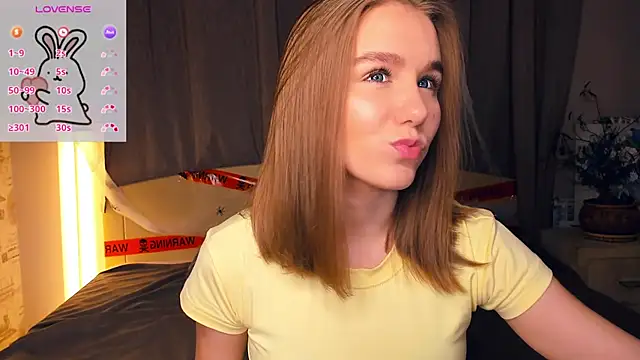 Snapshot of TienKnous chatting on 13, 11, 2025 TienKnous online show from 13, 11, 2025